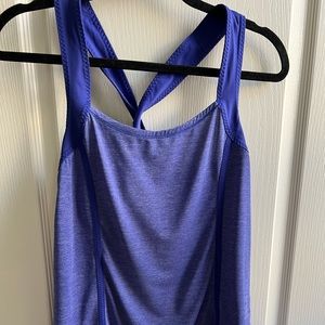 Lululemon Spin me tank top in Blue With built in bra